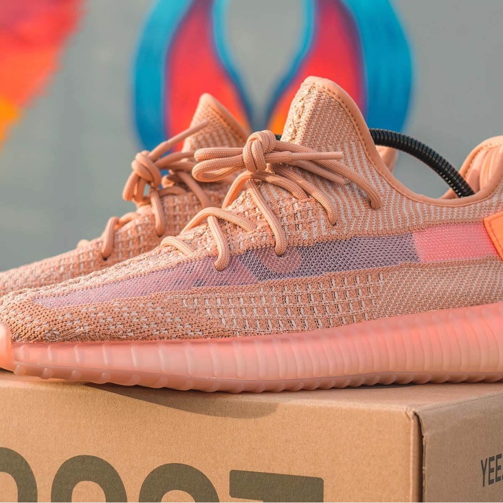 Yeezy Women's Sneakers - Peach